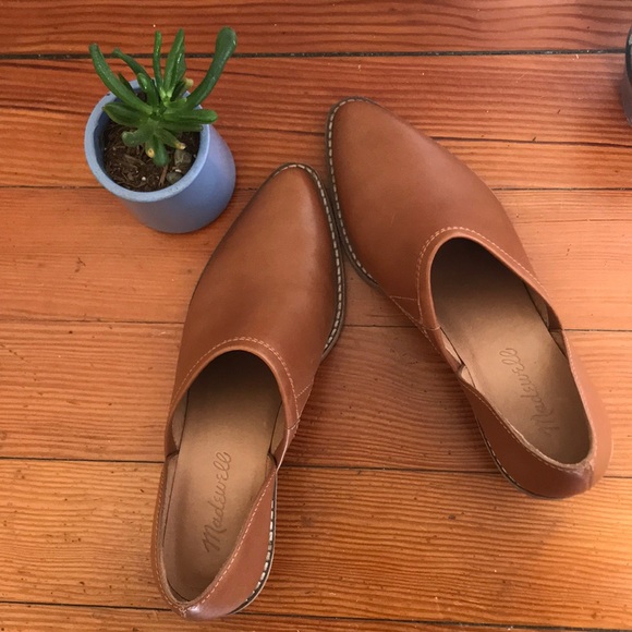 Madewell Shoes - Madewell Brady Lowcut Bootie - 6M - NWT